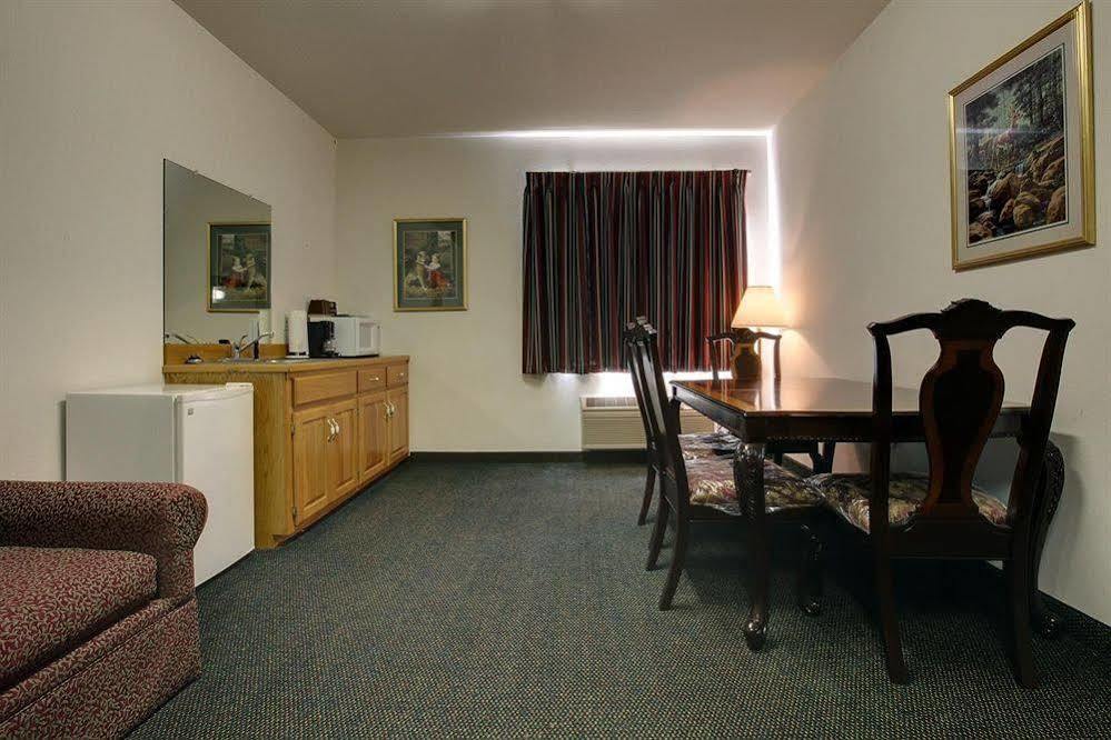 Brady Hotel New Florence Extérieur photo